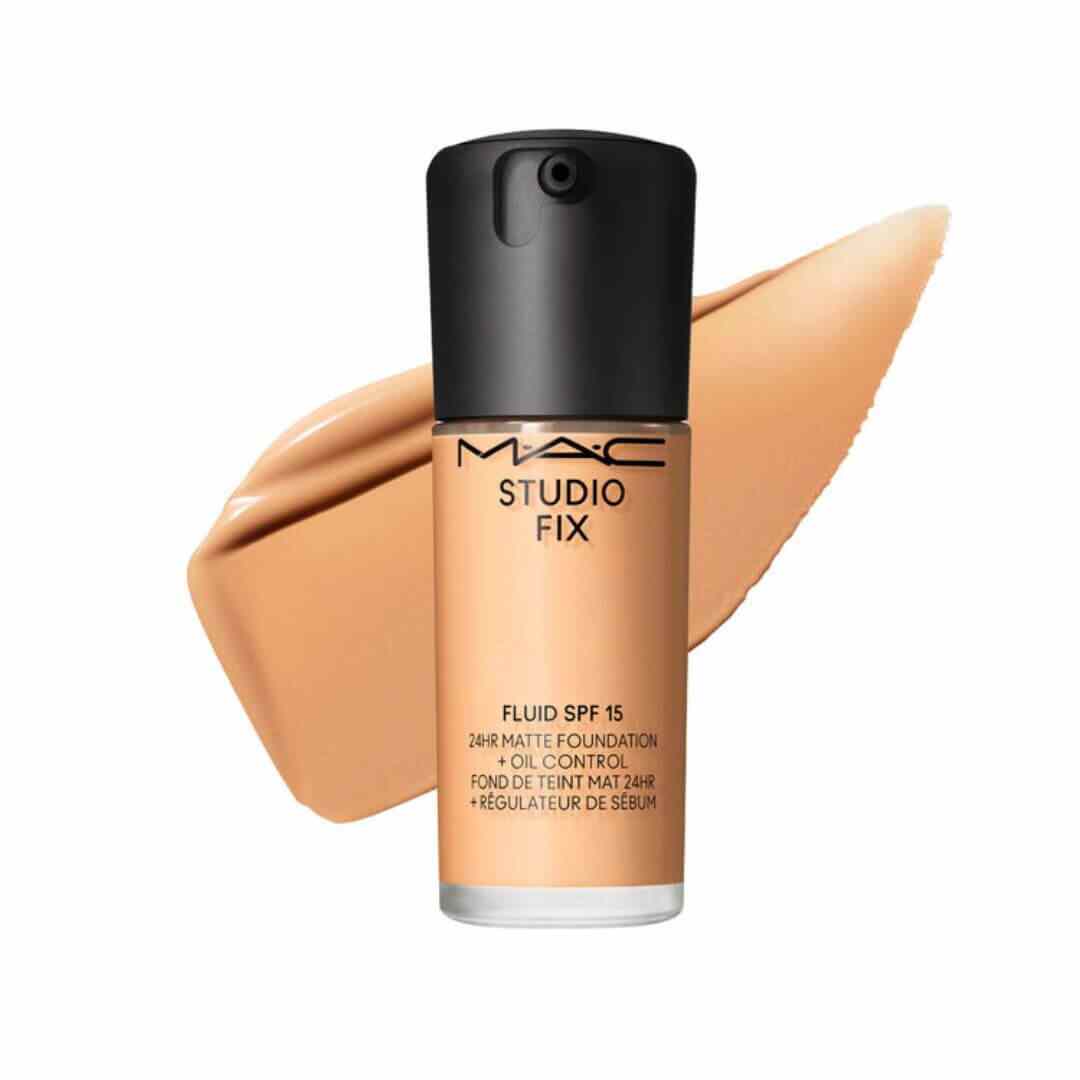 MAC Studio Fix Fluid Foundation SPF 15, oil-controlling, lightweight & breathable