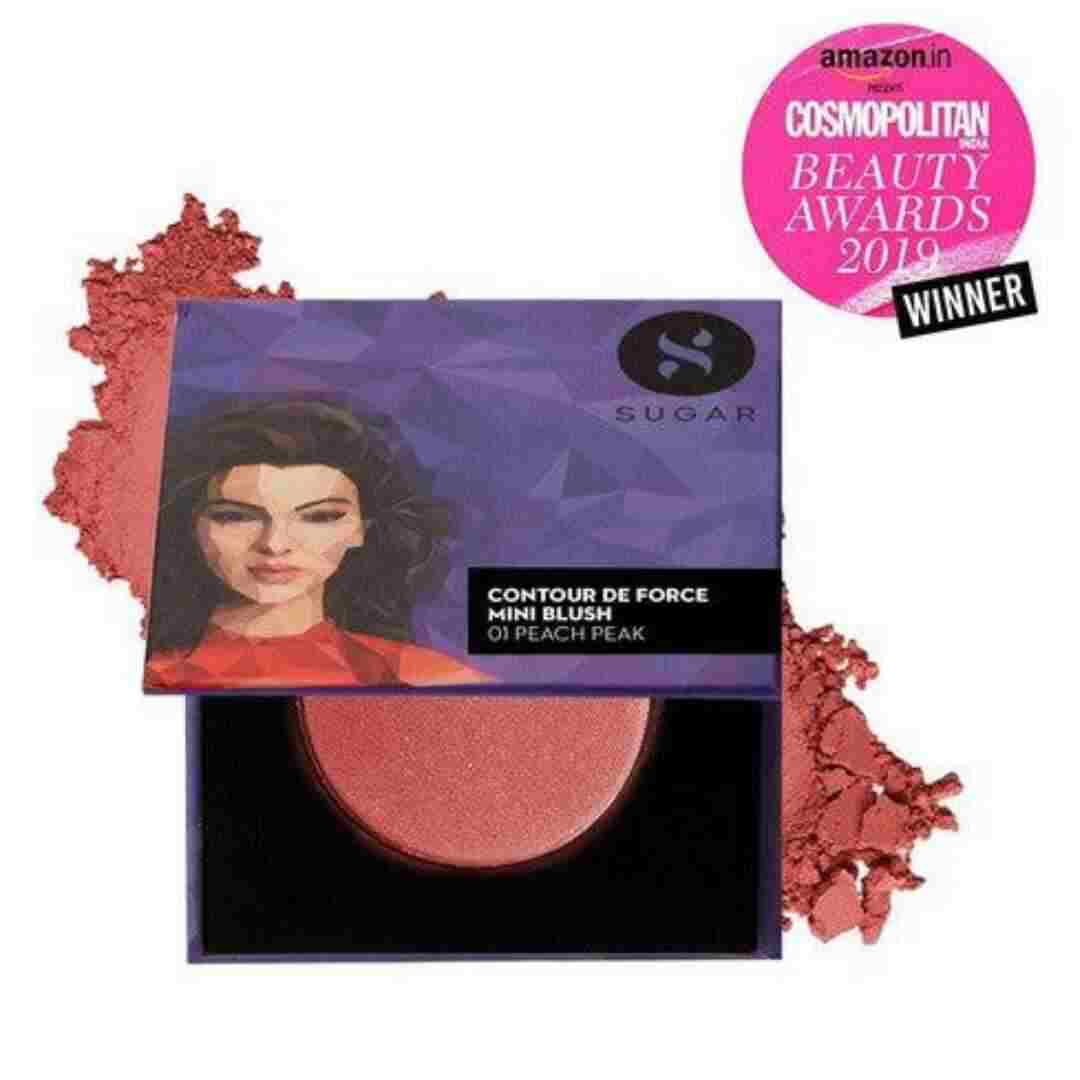 "Natural pink blush for a soft and rosy glow on the cheeks."